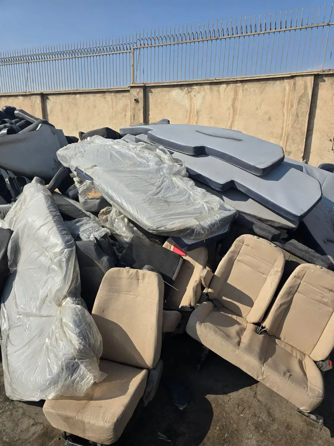 صندلی ایسوزو شیلر فورس|قطعات یدکی و لوازم جانبی|ری, بیبی شهر بانو|دیوار