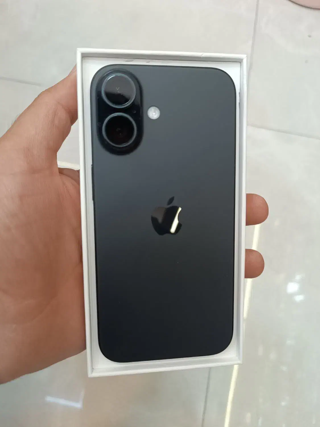 اپل iPhone 16 با حافظهٔ ۱۲۸ گیگابایت|موبایل|رباط‌کریم, رباط‌کریم|دیوار