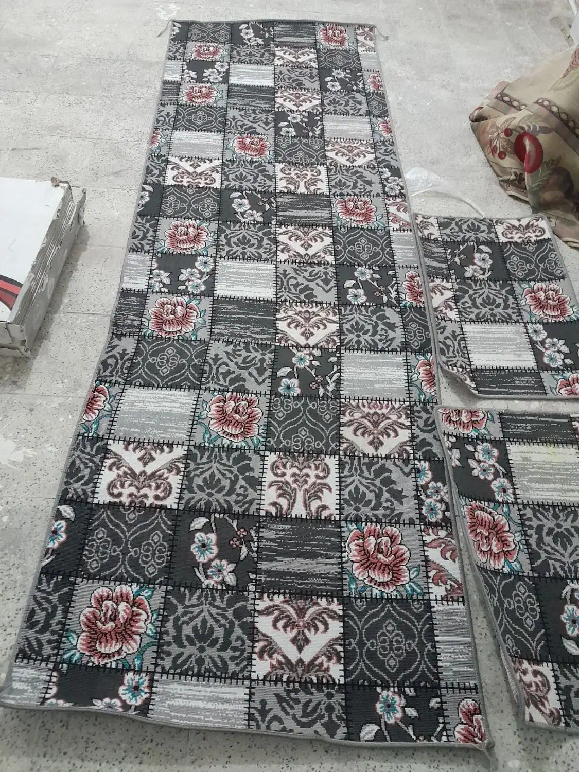 گلیم و پادری سالم سالم|گلیم، جاجیم، گبه|بهارستان, |دیوار