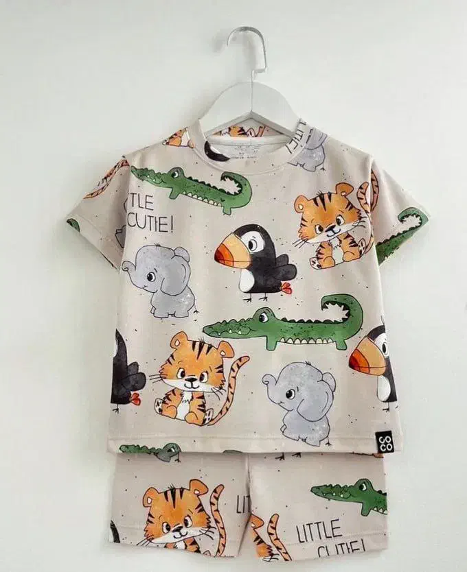 فروش لباس بچه از صفر تا ده یازده سال|کفش و لباس بچه|تنکابن, |دیوار