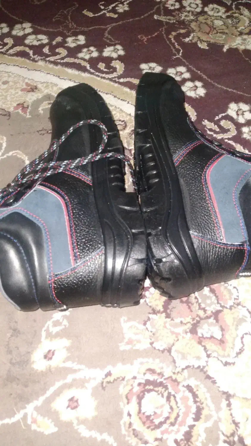 کفشایمنی|کیف، کفش، کمربند|بجنورد, |دیوار