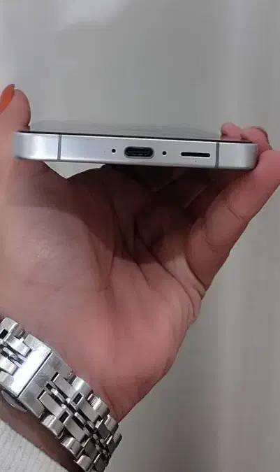 Samsung s24fe در حد آکبند|موبایل|اصفهان, بهارستان|دیوار