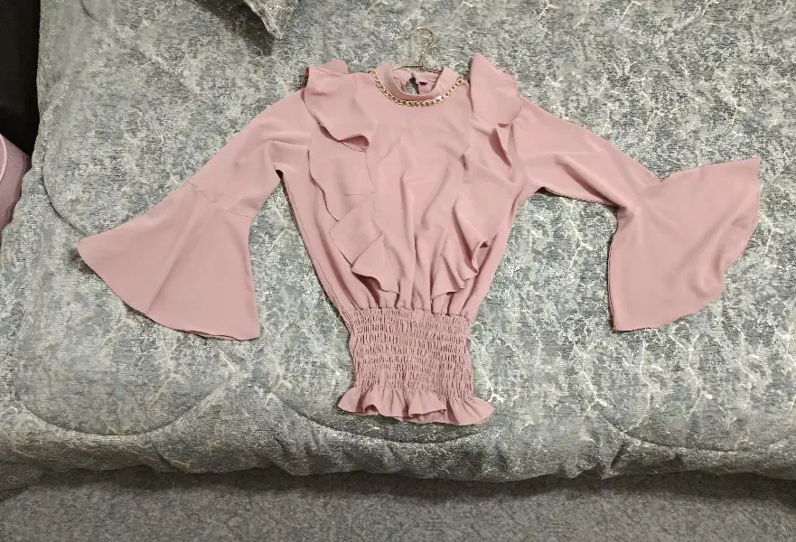 لباس|لباس|قائن, |دیوار