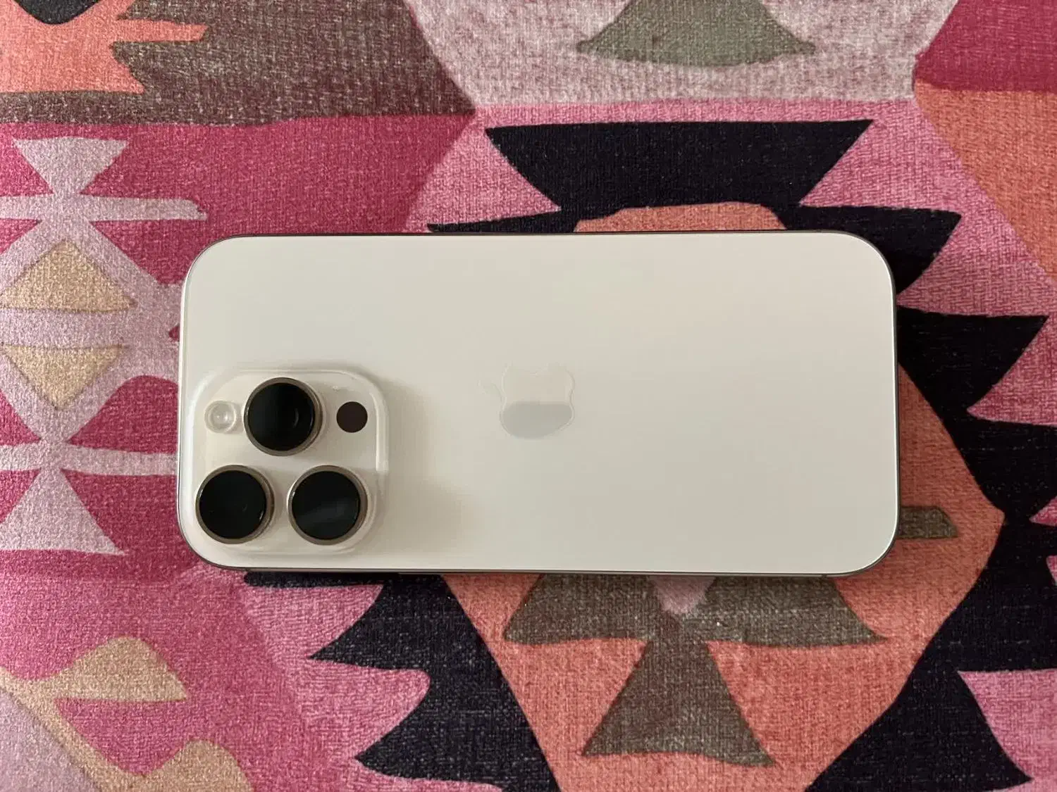 آیفون 16pro|موبایل|رباط‌کریم, رباط‌کریم|دیوار