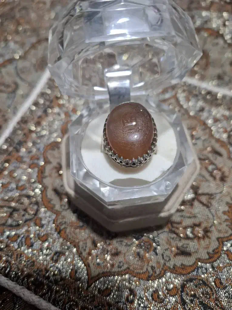 انگشتر عقیق مردانه منقش به حرز کامل امام جواد ع|کلکسیون اشیاء عتیقه|تهران, دردشت|دیوار