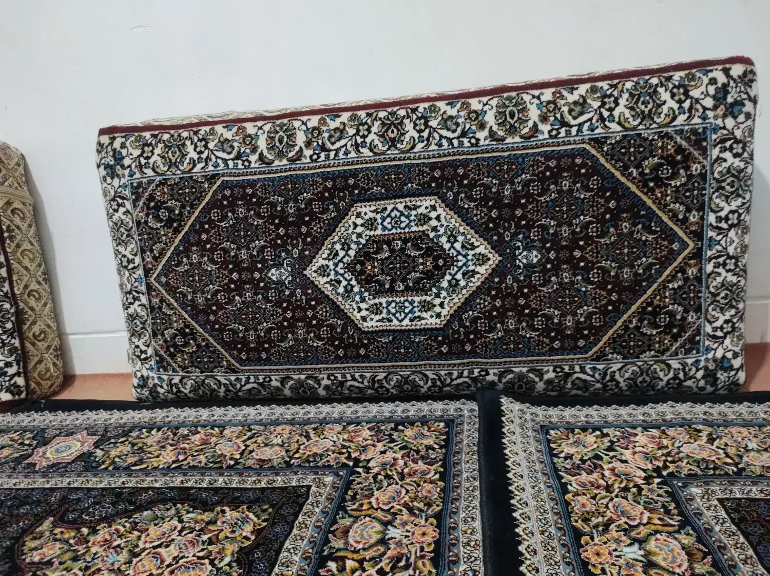 شش عددپشتی|پشتی|قروه, |دیوار