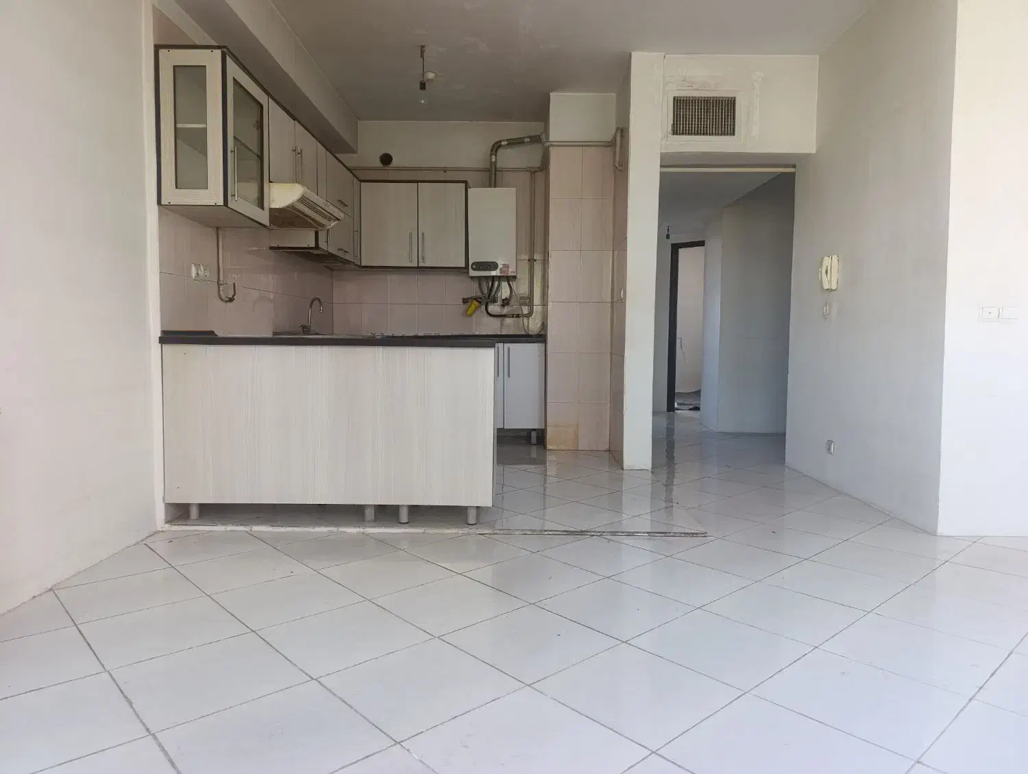 آپارتمان کیانمهر مسکن مهر ابریشم پارکینگ مسقف**|فروش آپارتمان|کرج, کیانمهر|دیوار