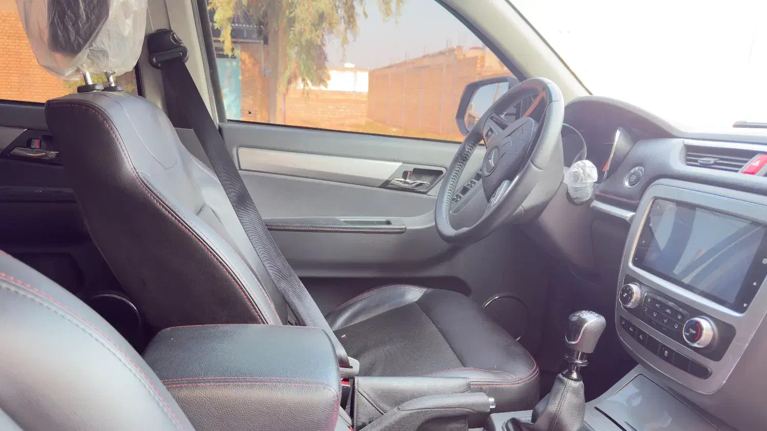 کی ام سی برج نه ۱۴۰۳|خودرو سواری و وانت|اهواز, زردشت|دیوار