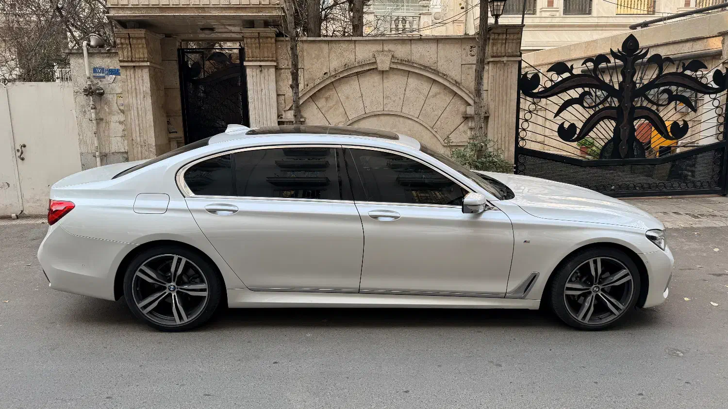 ۷۳۰li|خودرو سواری و وانت|تهران, سعادتآباد|دیوار