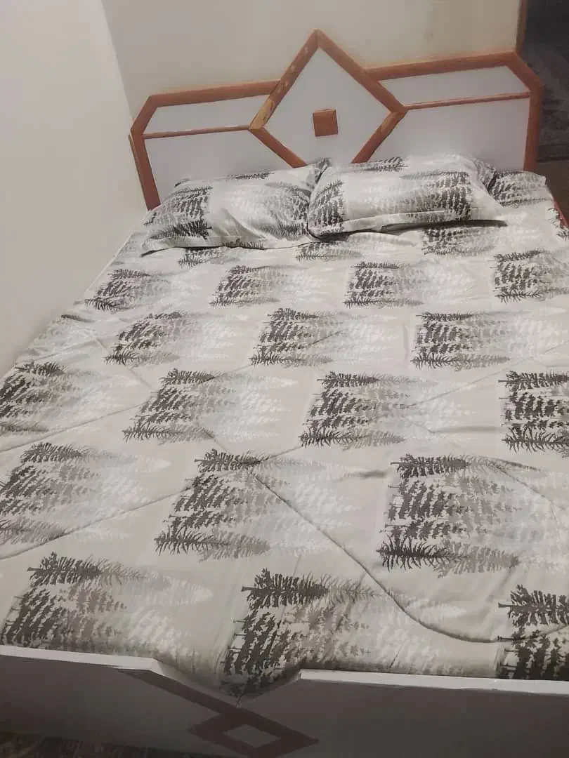 تخت|تخت و سرویس خواب|آستانه اشرفیه, |دیوار