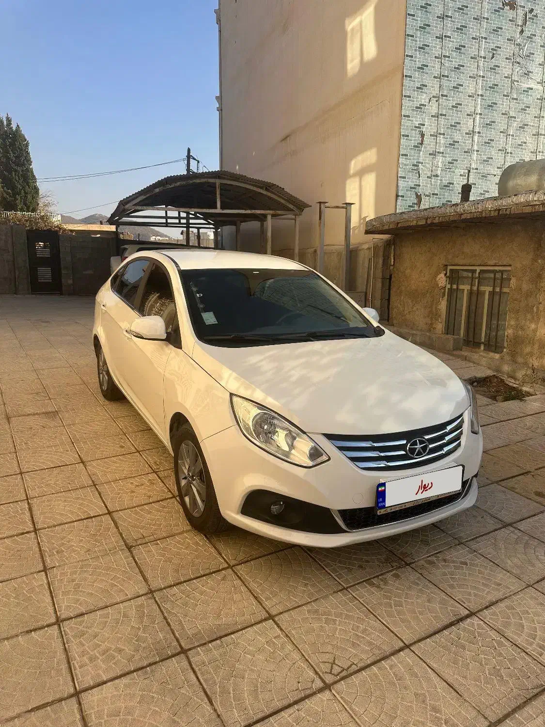 جک j4|خودرو سواری و وانت|صدرا-فارس, فاز ۱|دیوار