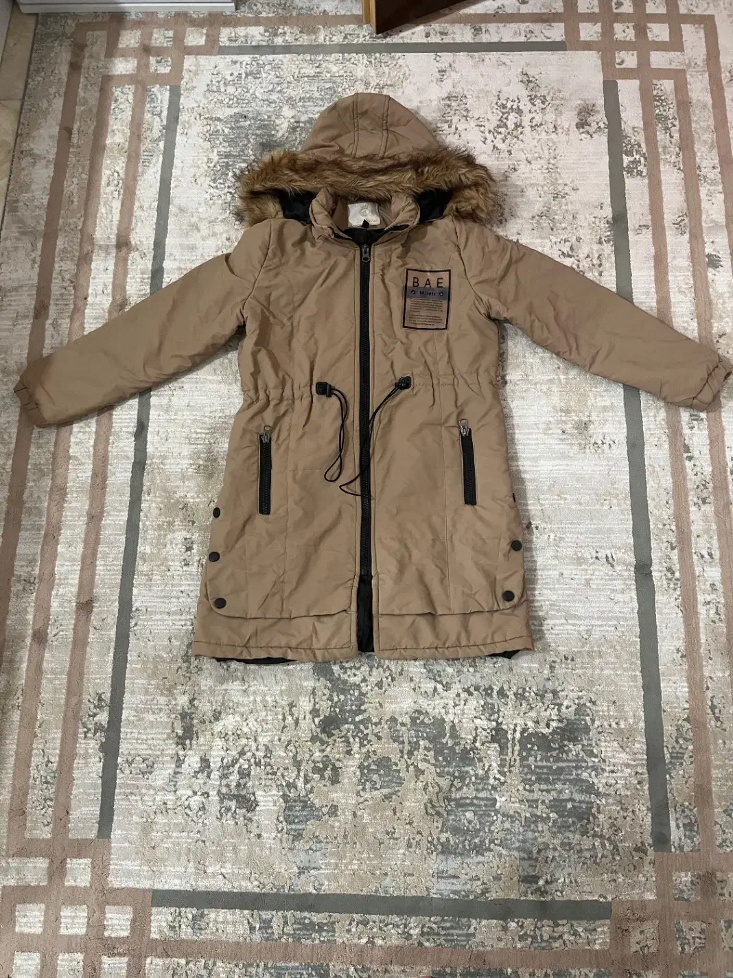 کاپشن سایز ۲ در حد نو|لباس|سنقر, |دیوار