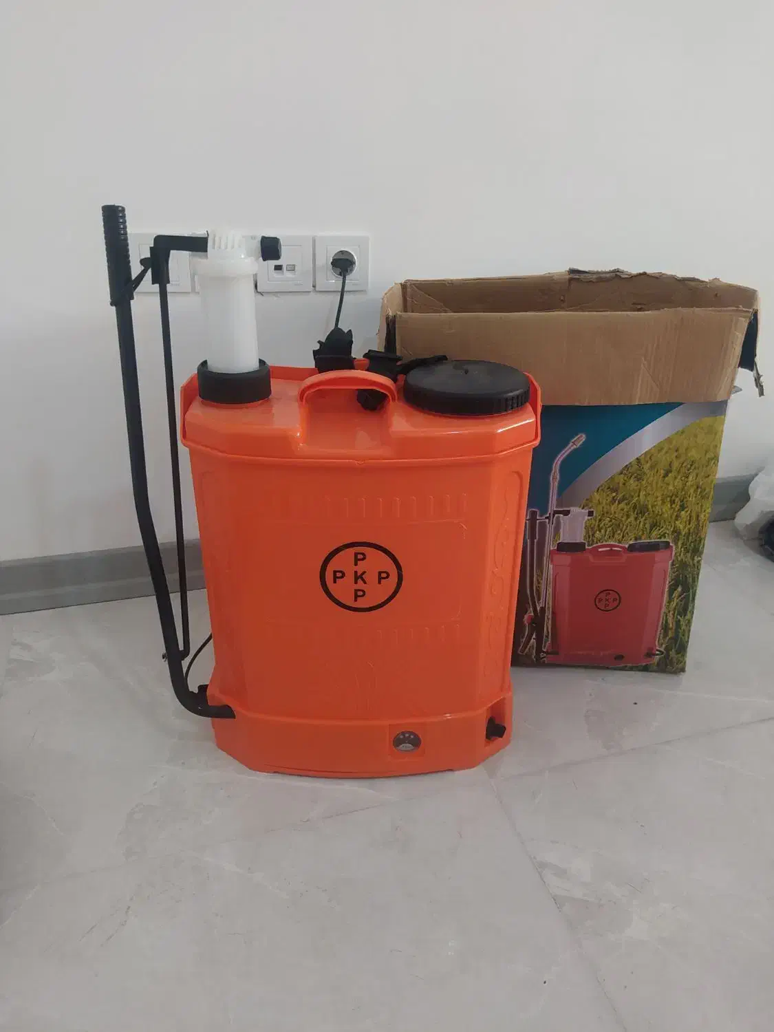 سمپاش شارژی دوشی|ابزارآلات|قائم‌شهر, |دیوار