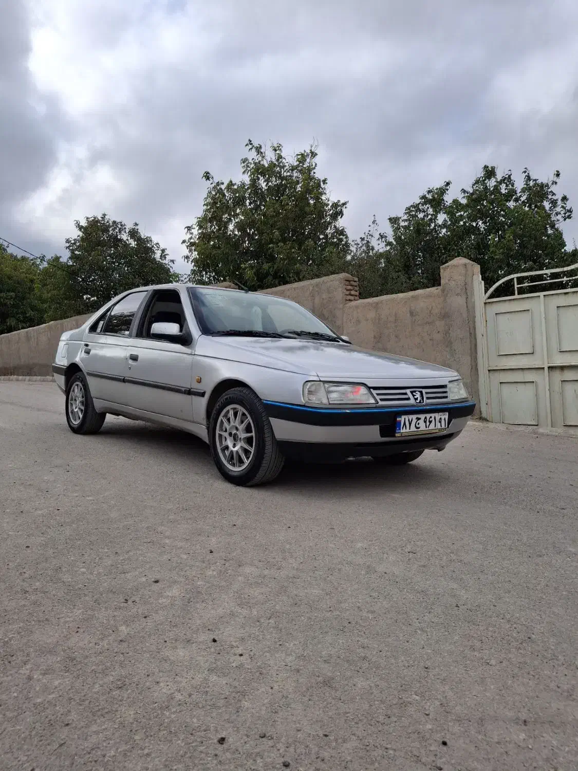 پژو۴۰۵|خودرو سواری و وانت|اردبیل, |دیوار