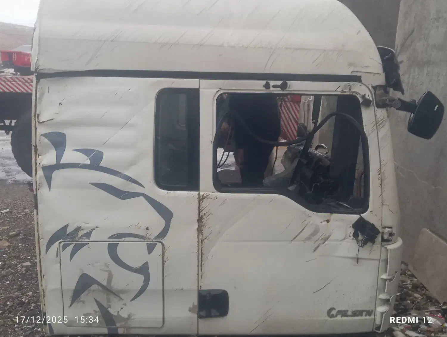 اتاق پیلسان|قطعات یدکی و لوازم جانبی|شیروان (لرستان), |دیوار