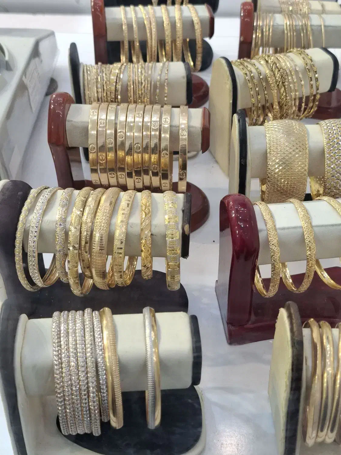 طلا همه مدل بدون اجرت مالیات فقط2تا2/5%|جواهرات|خرمآباد, |دیوار