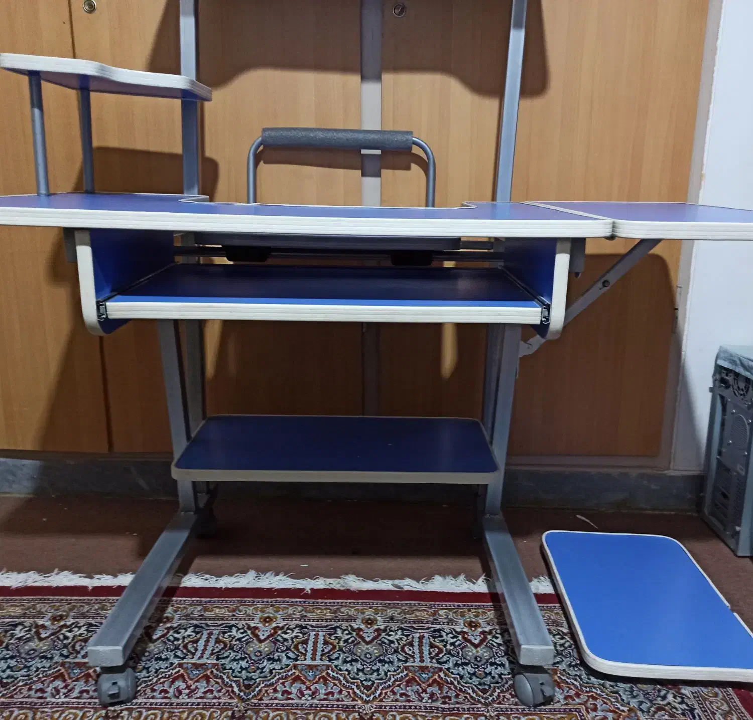 میز کامپیوتر و میز تحریر mdf|میز تحریر و کامپیوتر|شیراز, رکن‌آباد|دیوار