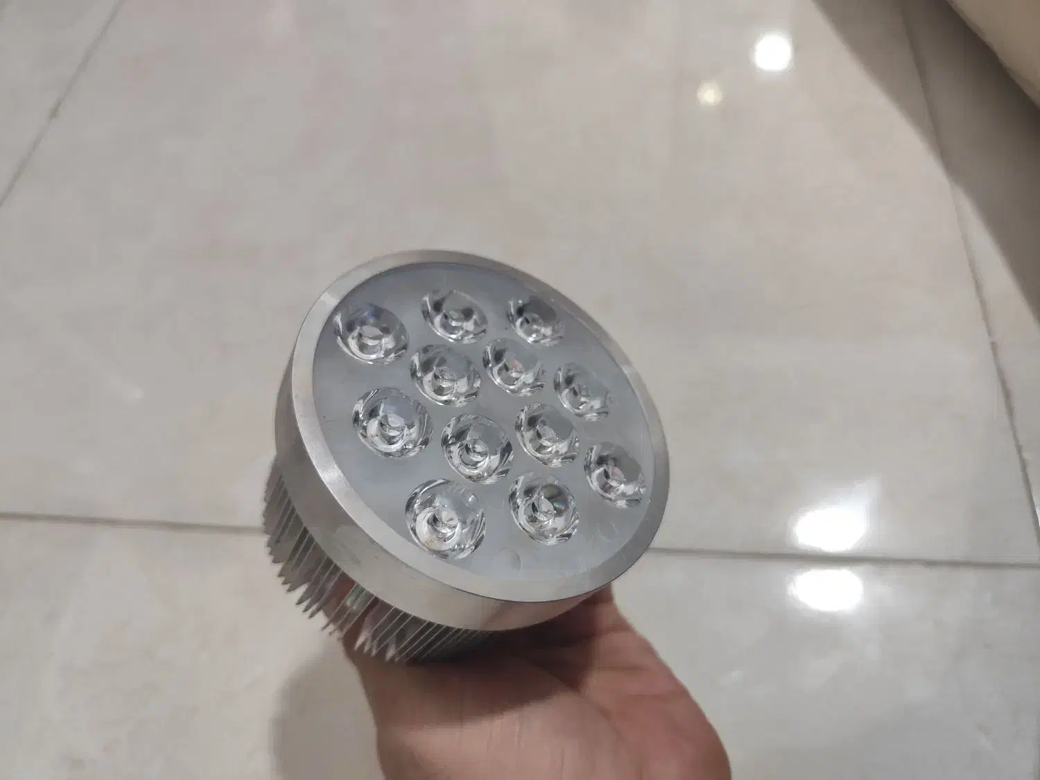 لامپ رشد گیاه ۱۲ وات|لامپ و چراغ|تهران, تهرانویلا|دیوار