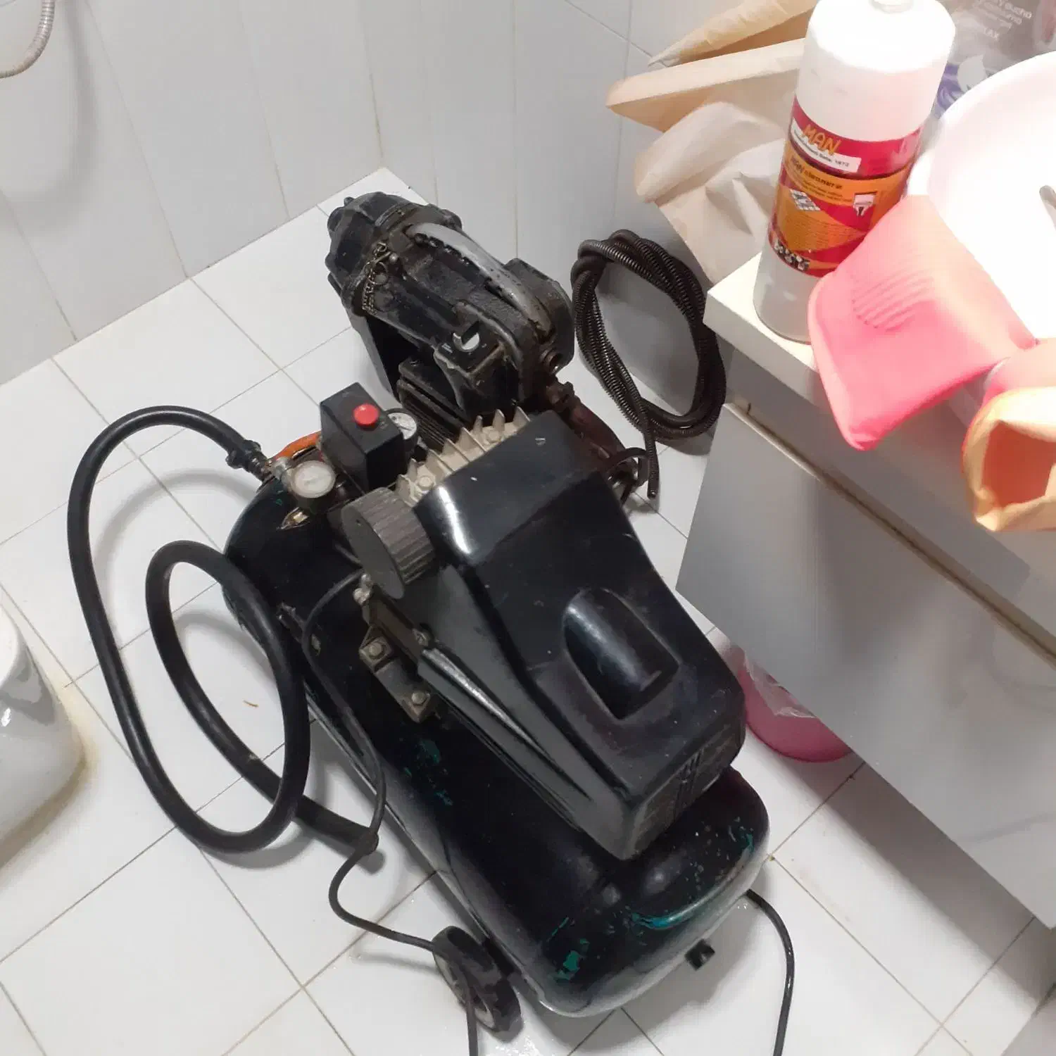 لوله بازکنی معلم،صفاری،سبزه میدان،|خدمات پیشه و مهارت|رشت, جهاد|دیوار