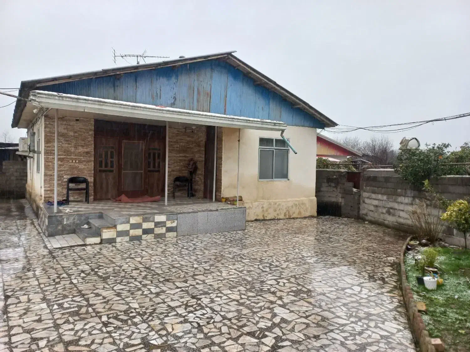 رهن اجاره. ویلا دربستی ۳۰۰ متر شیرگاه سواد کوه|اجارهٔ خانه و ویلا|شیرگاه, |دیوار