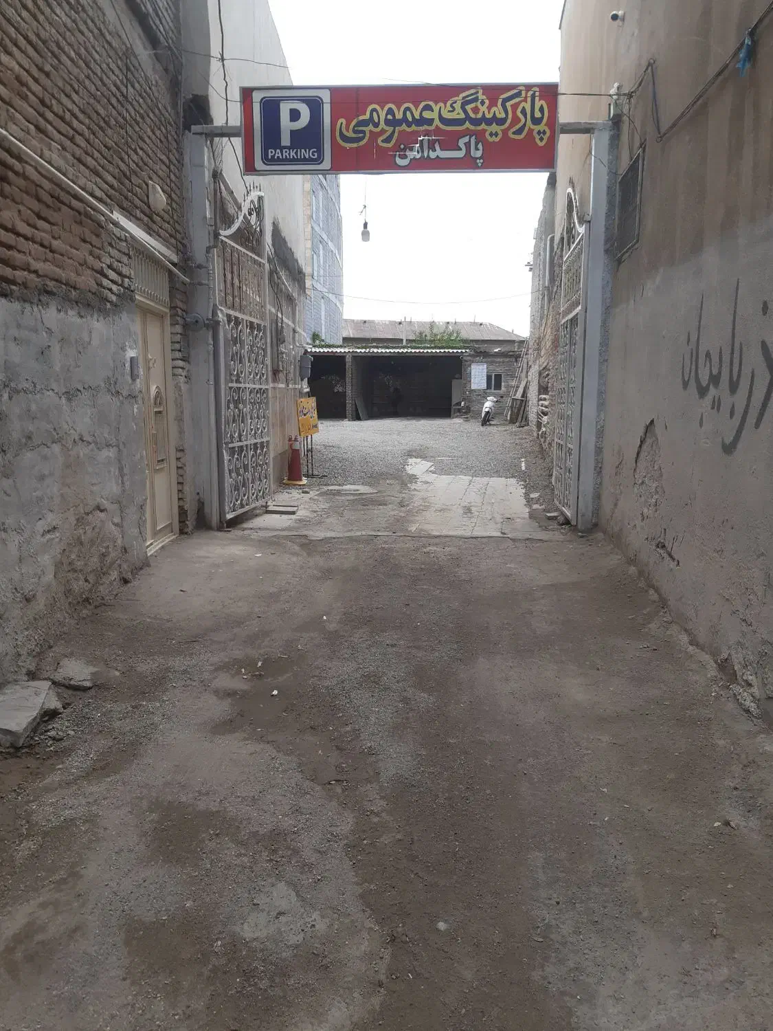 اجاره محوطه بزرگ برای پارکینگ خودرو یا غیره|اجارهٔ دفتر صنعتی، کشاورزی، تجاری|بناب, |دیوار