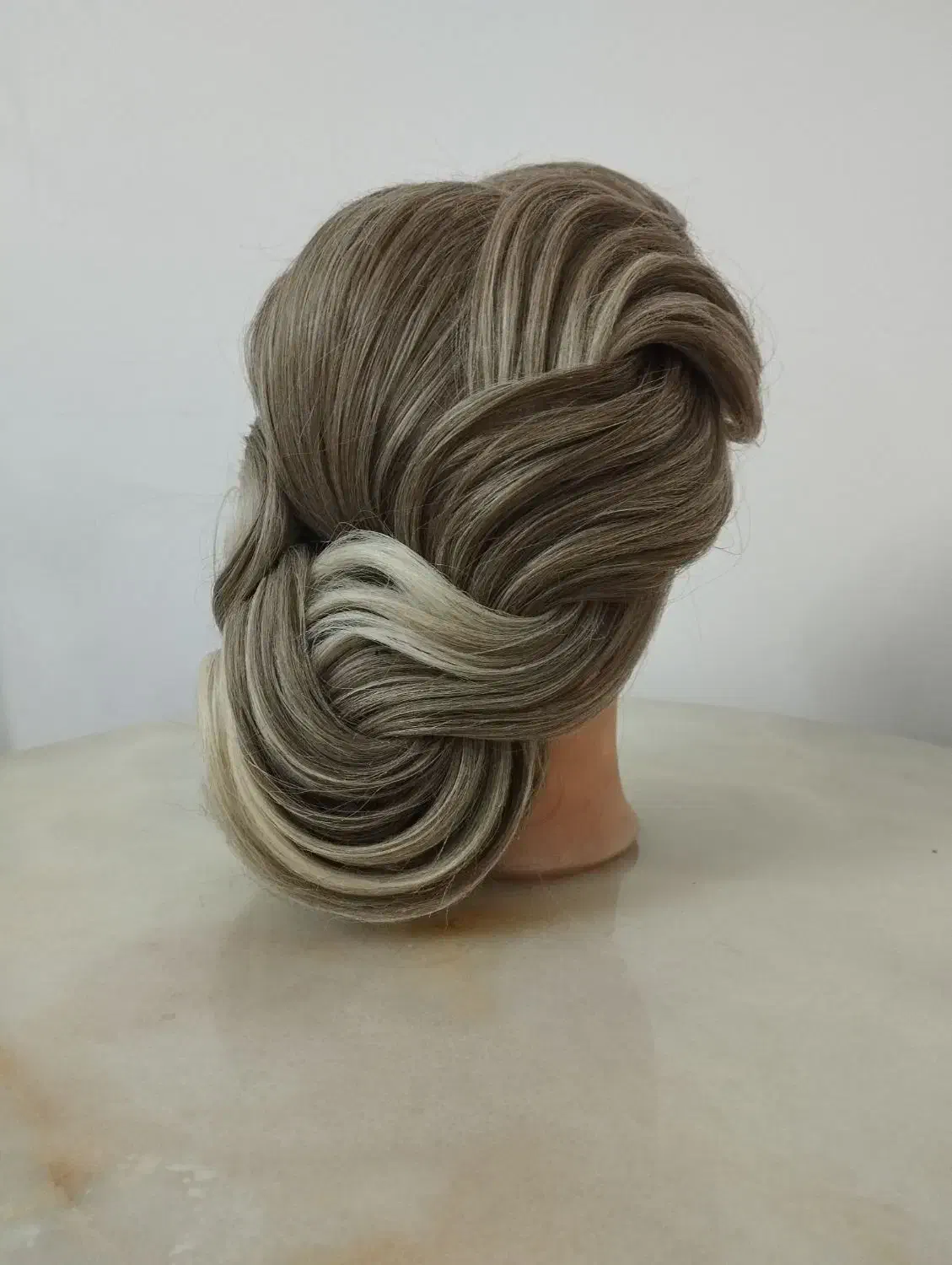 شنیون،بافت|خدمات آرایشگری و زیبایی|پرند, فاز ۳|دیوار