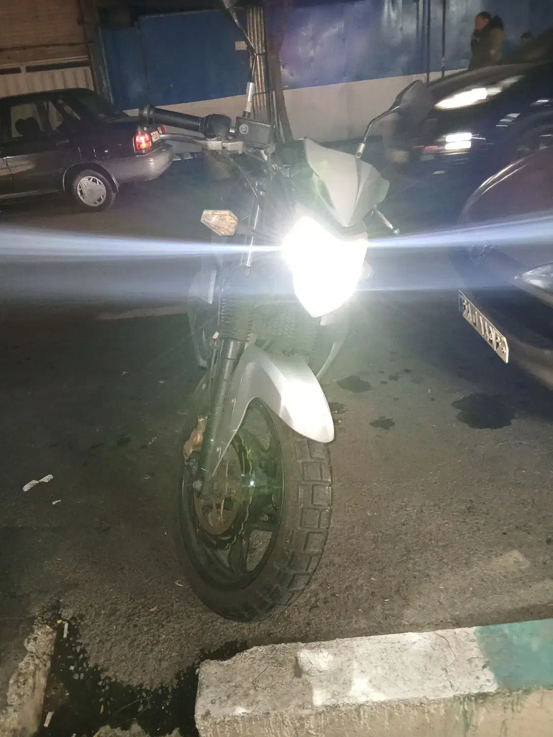 لاکی ۲۵۰ ns ۲۰۰|موتورسیکلت|تهران, سنائی|دیوار