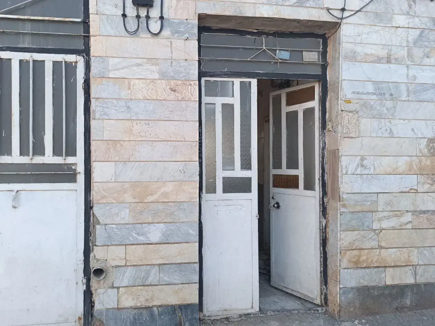 درب پارکینگ .درب ورودی.چارچوب و پنجره|حراج|بیرجند, |دیوار