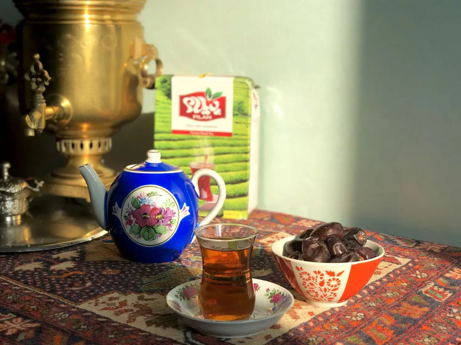 تولید محتوا عکاسی فیلم از محصول خلاق|استخدام هنری و رسانه|لاهیجان, شیشه گران|دیوار