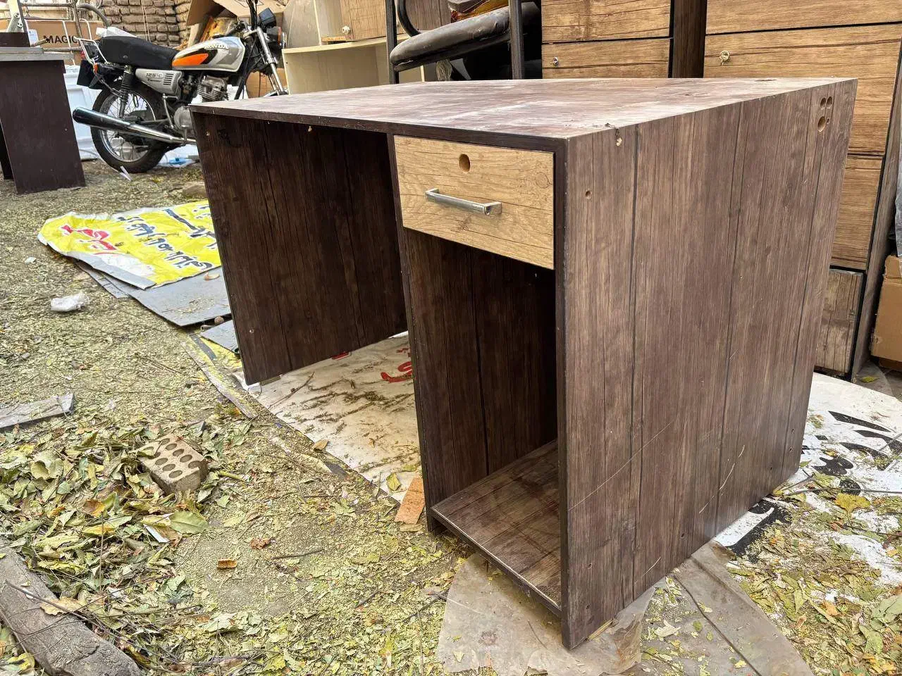 میز کامپیوتر|میز تحریر و کامپیوتر|مشهد, امام رضا (ع)|دیوار