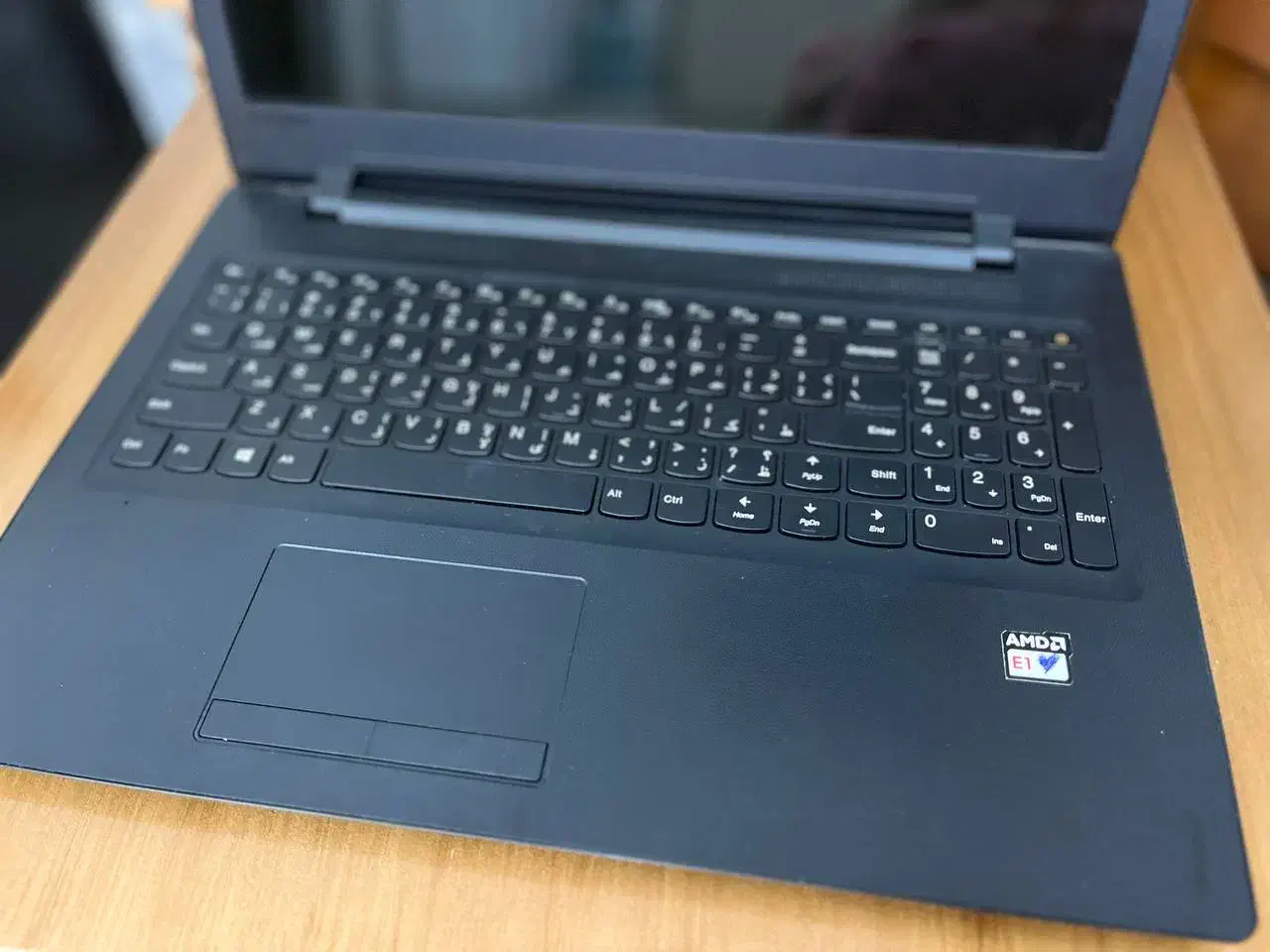 لب تاپ|رایانه همراه|رباط‌کریم, رباط‌کریم|دیوار