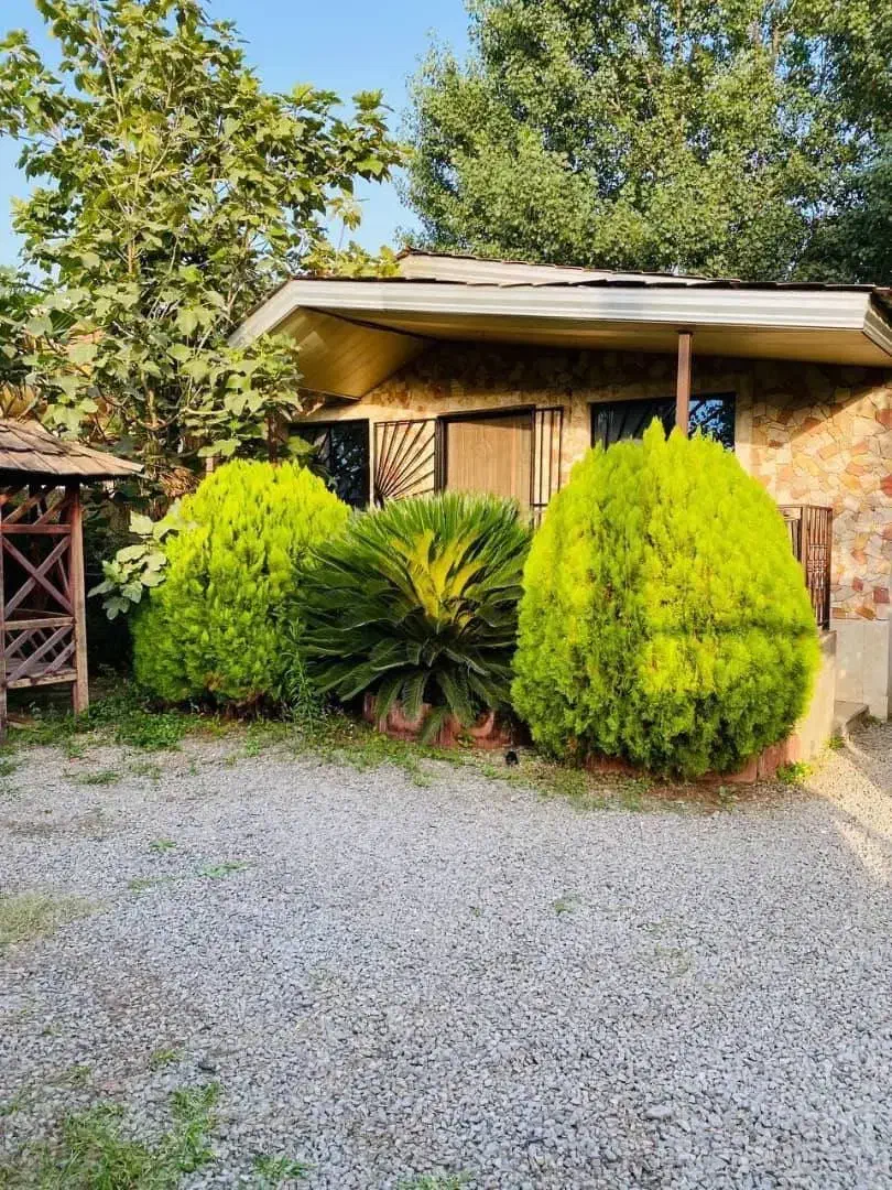 ویلای ۲۰۰ متری خوش ساخت حاشیه جنگل|فروش خانه و ویلا|امامزاده عبدالله, |دیوار