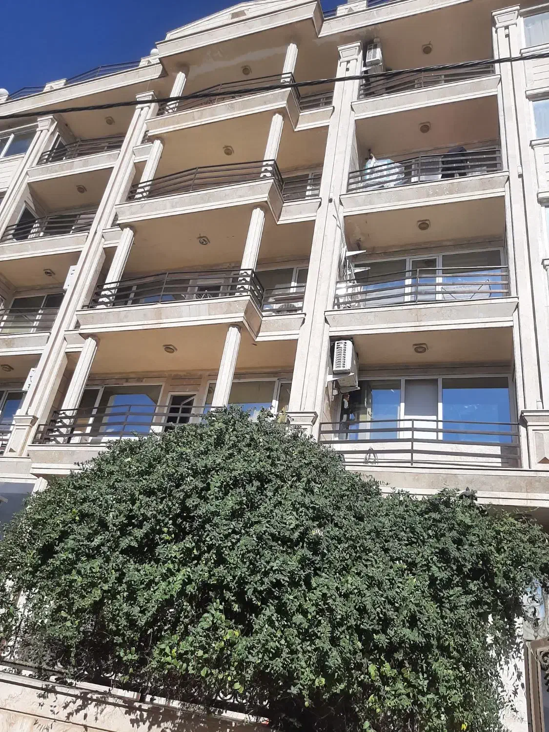 اپارتمان آخرتختی شهرک امام|فروش آپارتمان|بروجرد, |دیوار