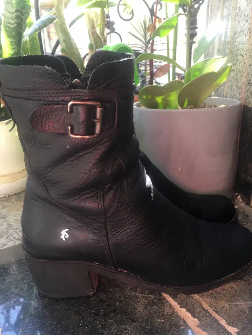 نیم بوت چرم اصل لیدی رز|کیف، کفش، کمربند|ساری, |دیوار