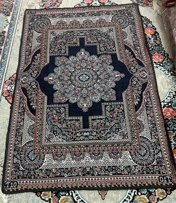 ۲عددگلیم فرش رنگ کرم گلیم فرش رز نوروفرشی نو۴۰۰|فرش|یزد, |دیوار