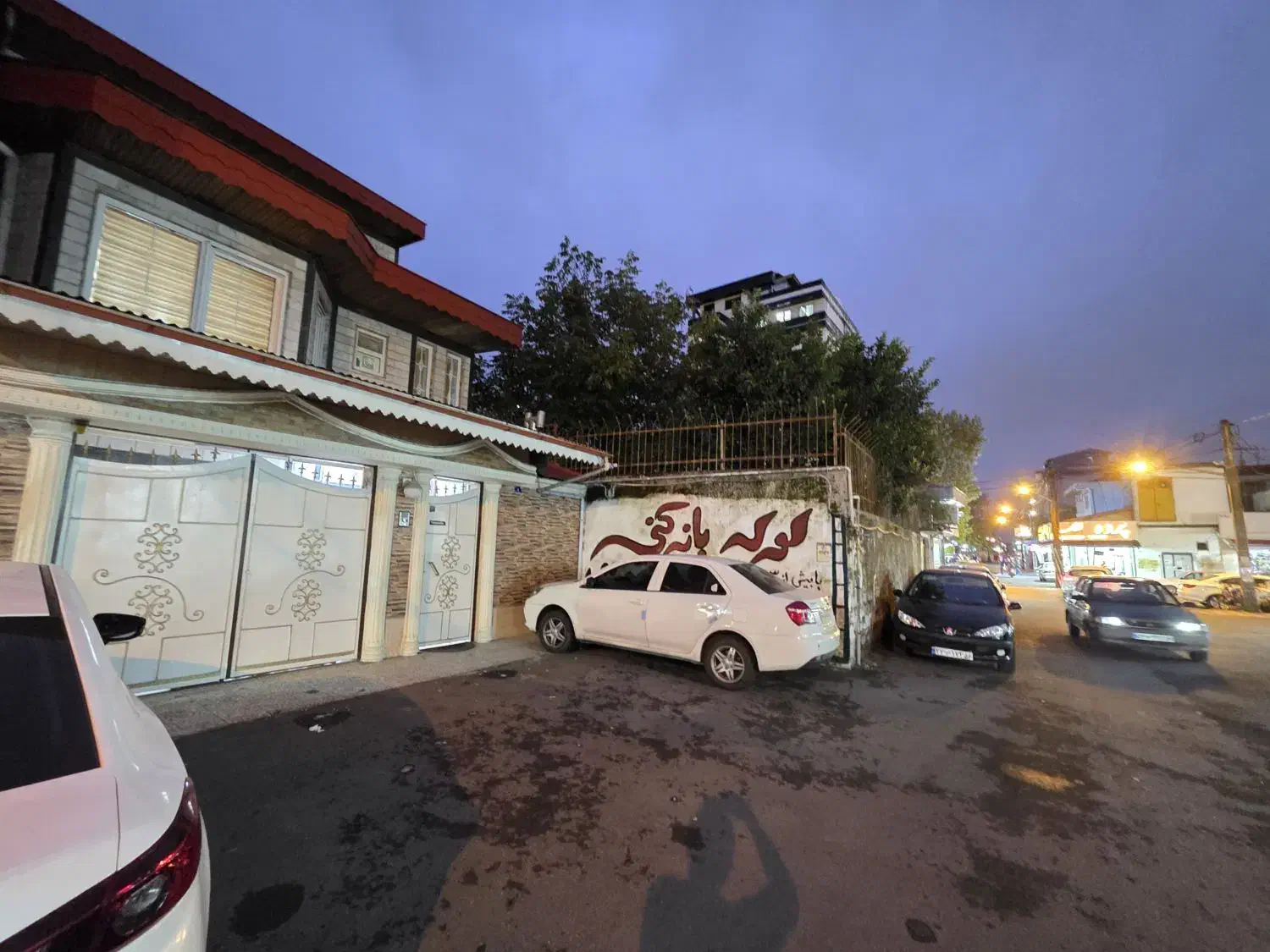 فروش ویلا ۴خواب ۲۵۰ متری ناصرخسرو بندرانزلی|فروش خانه و ویلا|بندر انزلی, سپه|دیوار