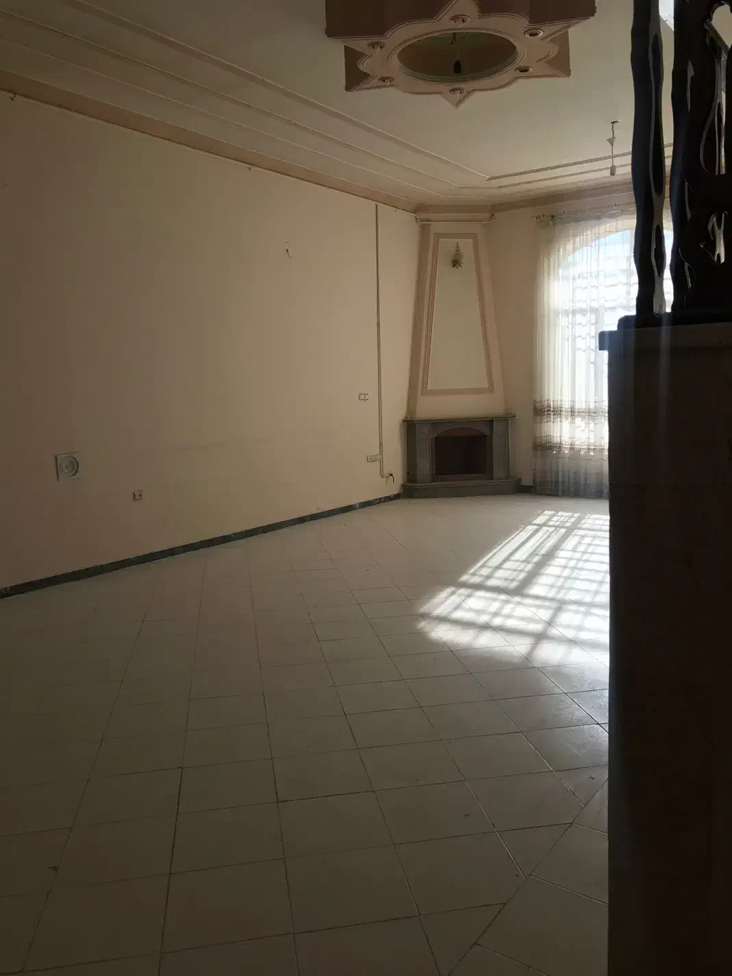 فروش خانه ویلایی ۲۲۰ متر زیربنا غدیر ۳ خ شب بو|فروش خانه و ویلا|کرمان, |دیوار