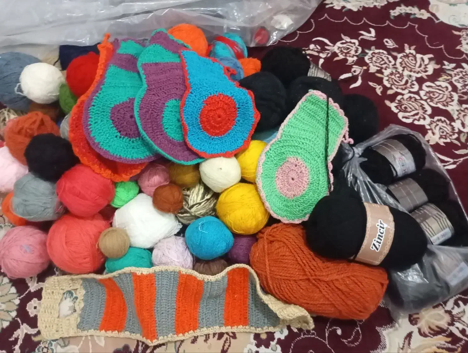 کاموا|لوازم خیاطی و بافتنی|قرچک, قشلاق جیتو|دیوار