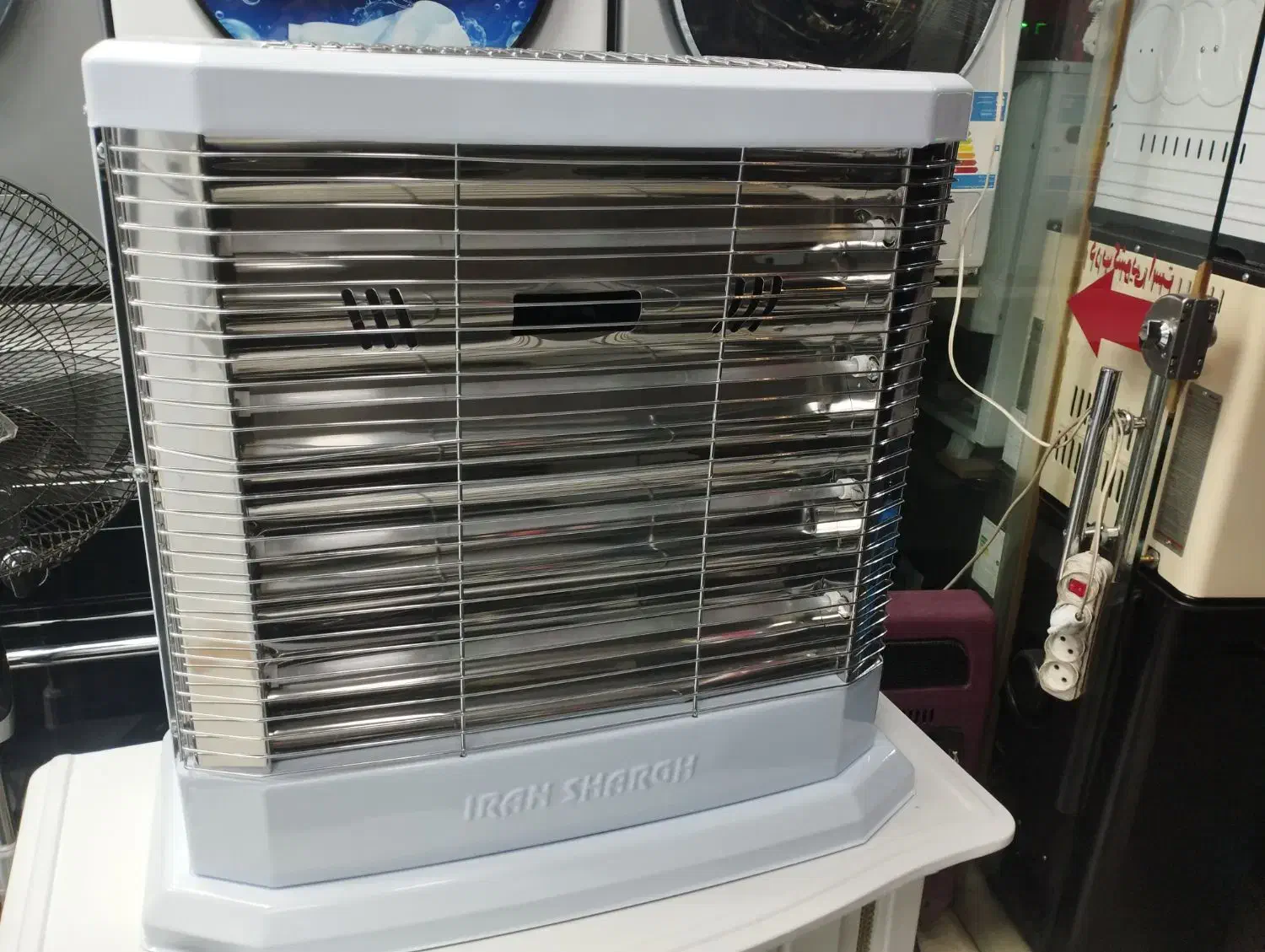 بخاری برقی ایران شرق ۵شعله فن توربو|بخاری، هیتر، شومینه|کرج, اصفهانی‌ها|دیوار