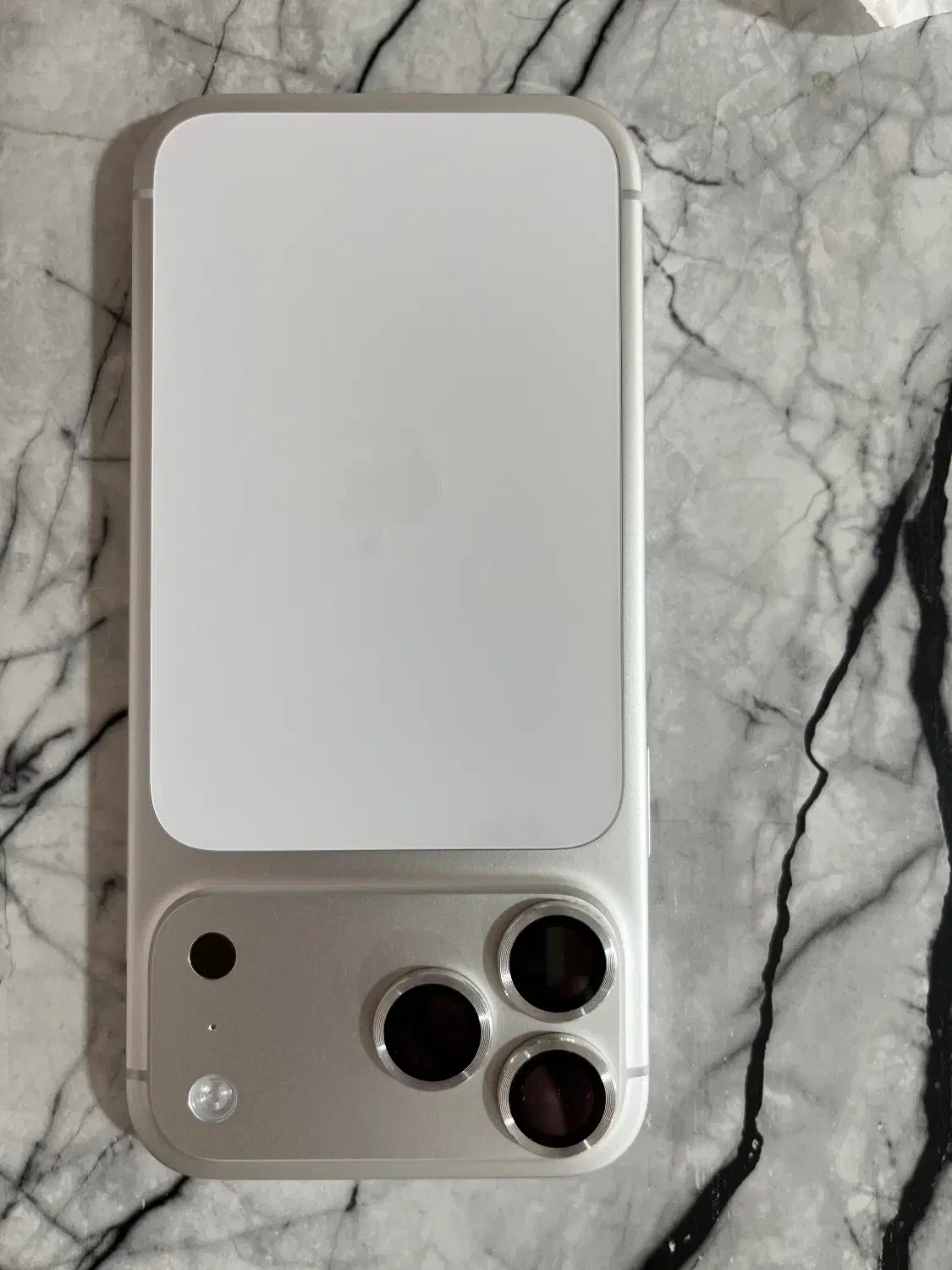 ایفون 17pro max|موبایل|سیرجان, |دیوار