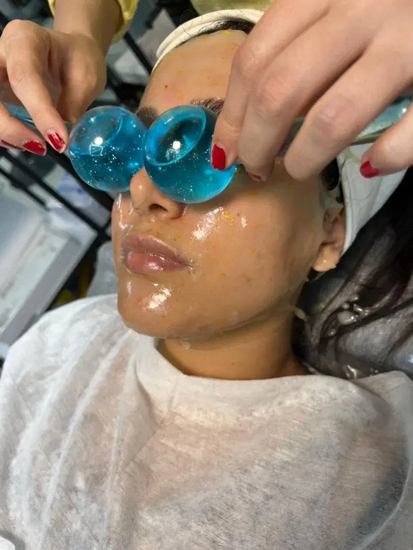 فیشیال و پاکسازی پوست و زیبایی|خدمات آرایشگری و زیبایی|تهران, دانشگاه شریف|دیوار