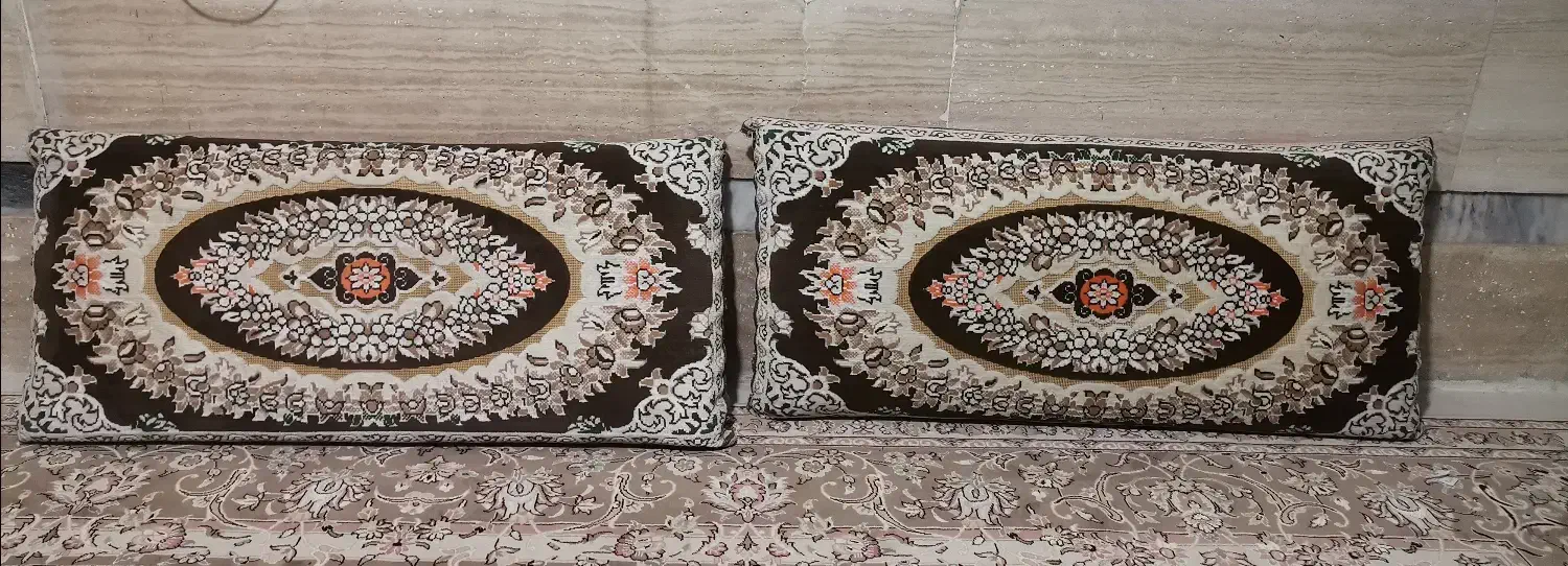 یک جفت پشتی|پشتی|کاشمر, |دیوار