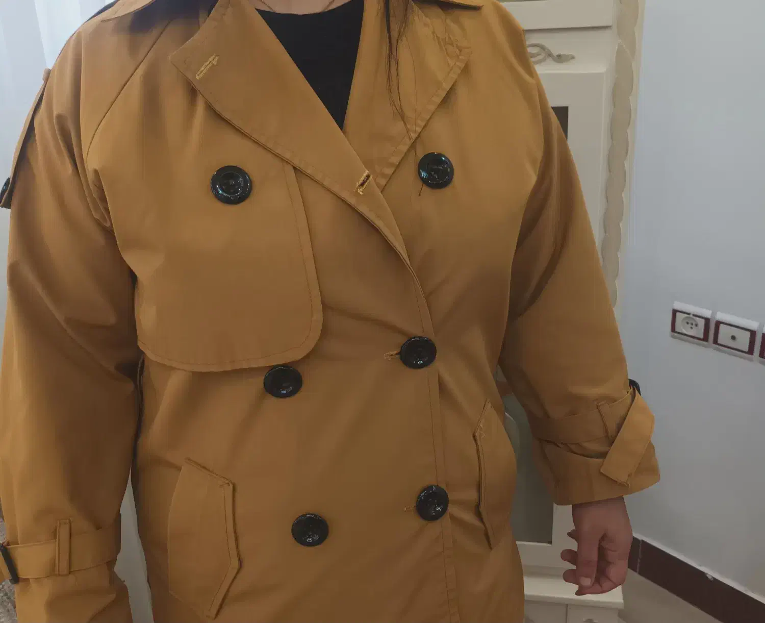 پالتو|لباس|رشت, انصاری|دیوار