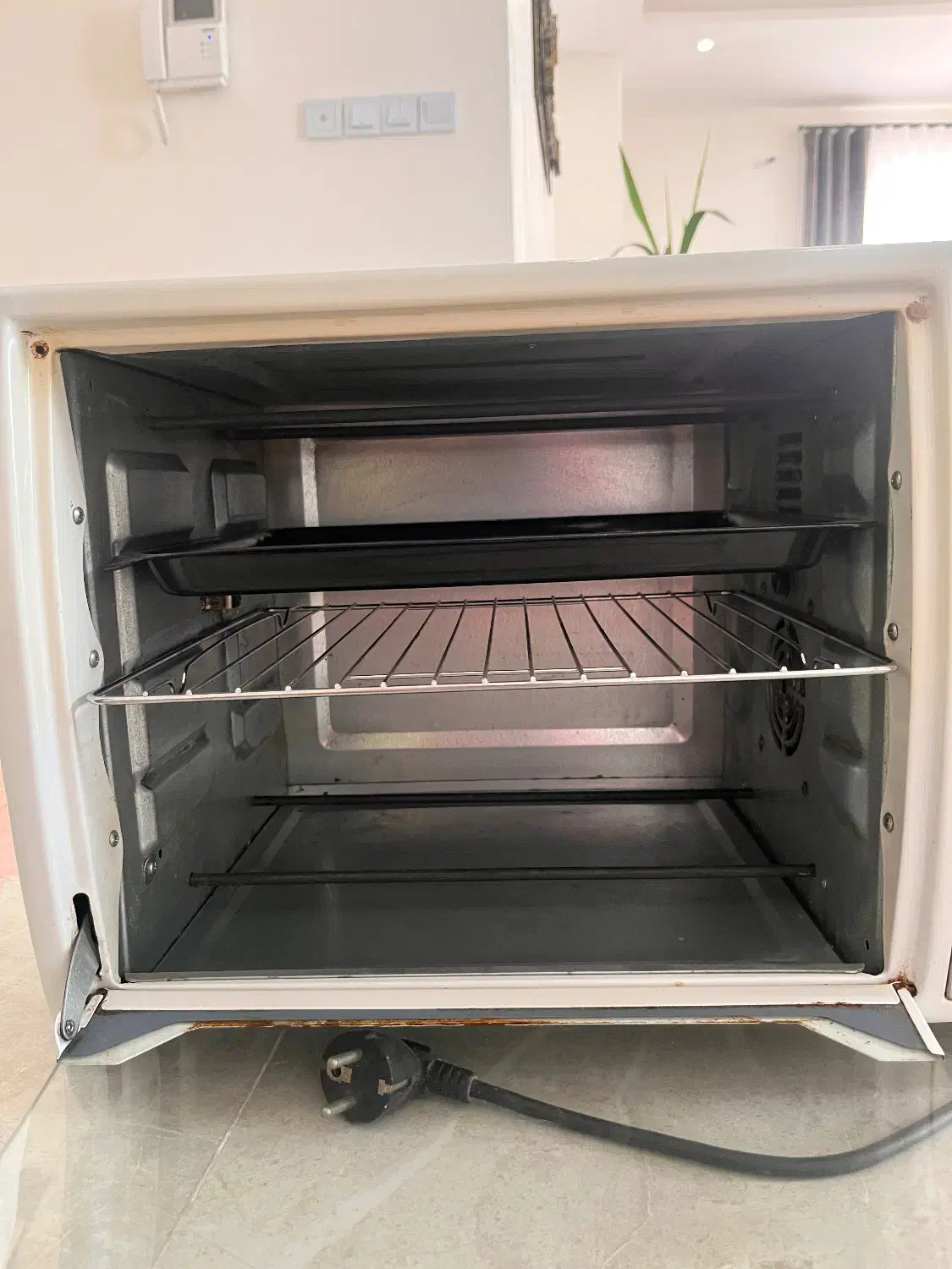 توستر مدل vesta|اجاق گاز و لوازم برقی پخت‌وپز|رشت, کوی غلام نیا|دیوار