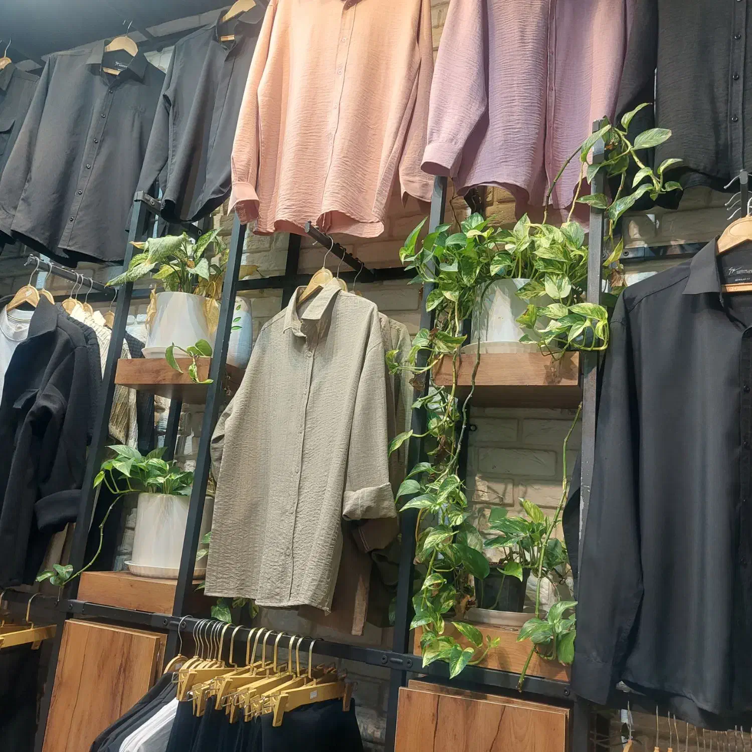 مدیر تامین و تولید پوشاک مردانه|استخدام صنعتی، فنی، مهندسی|مشهد, هفده شهریور|دیوار