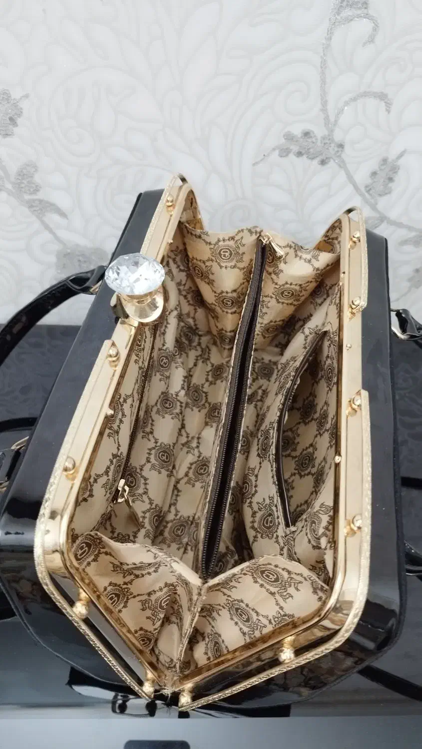 کیف مجلسی صندوقی|کیف، کفش، کمربند|همدان, |دیوار