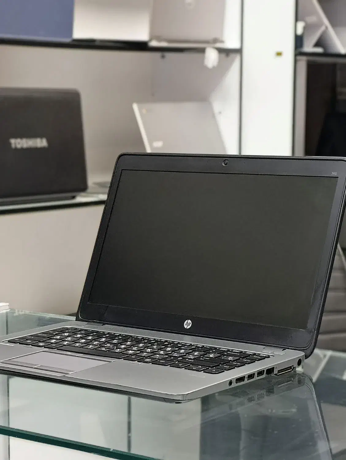 hp 14 اینچ گرافیک دار|رایانه همراه|قم, چهل درخت|دیوار