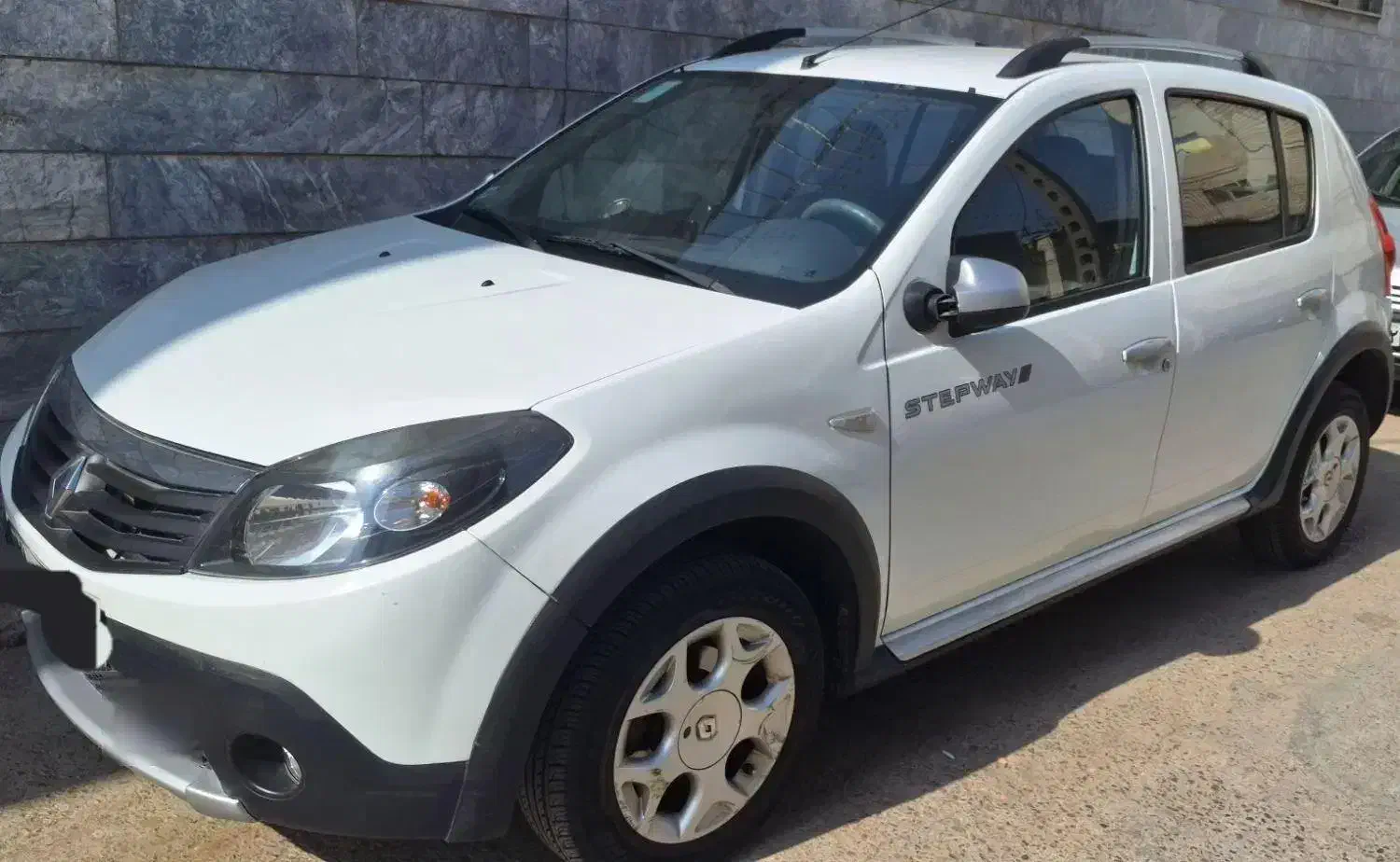 ساندرو استپ وی اتومات مدل ۹۷|خودرو سواری و وانت|مشهد, سلام|دیوار