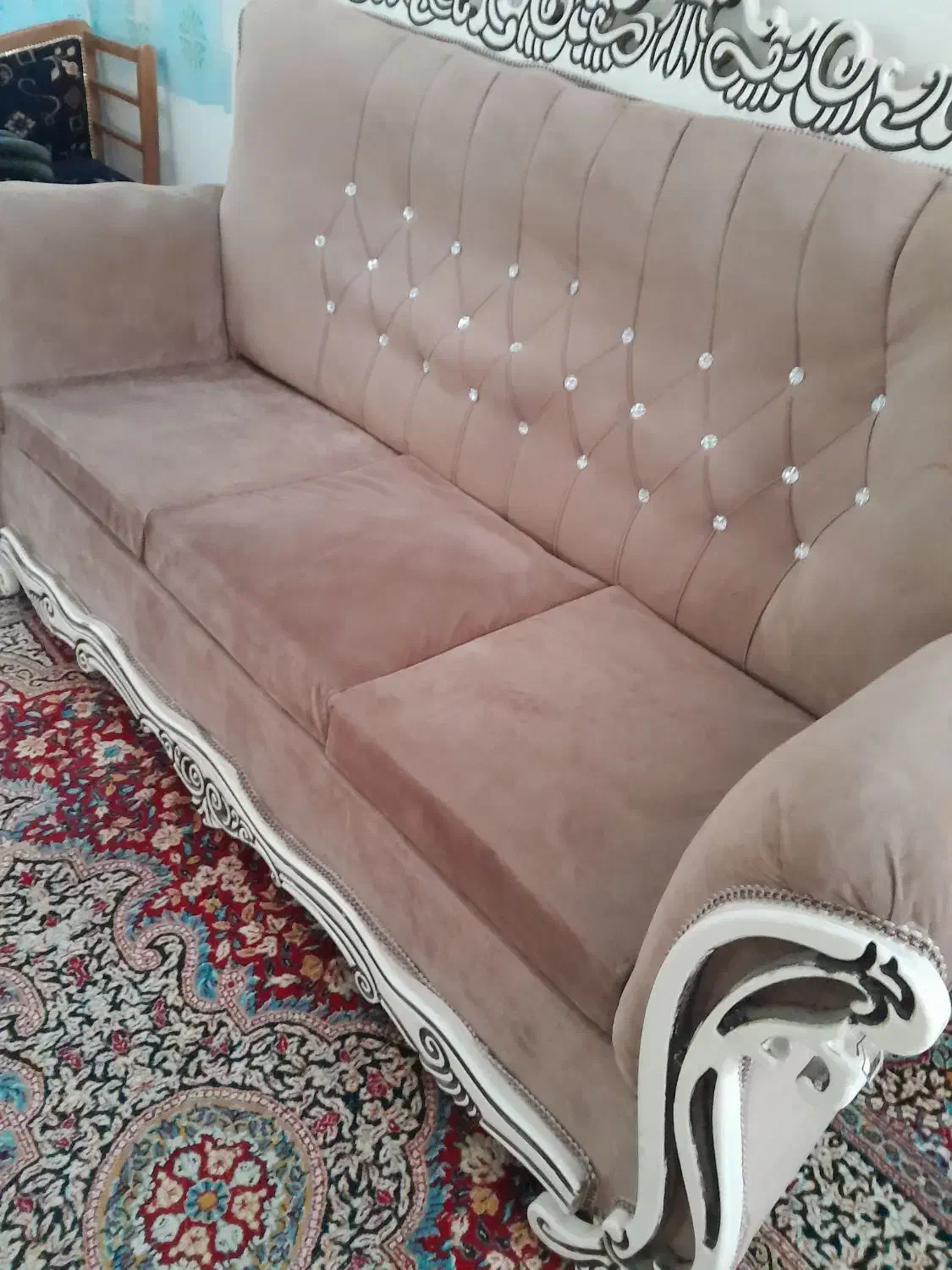 یک دست مبل هفت نفره|مبلمان خانگی و میز عسلی|جیرفت, |دیوار