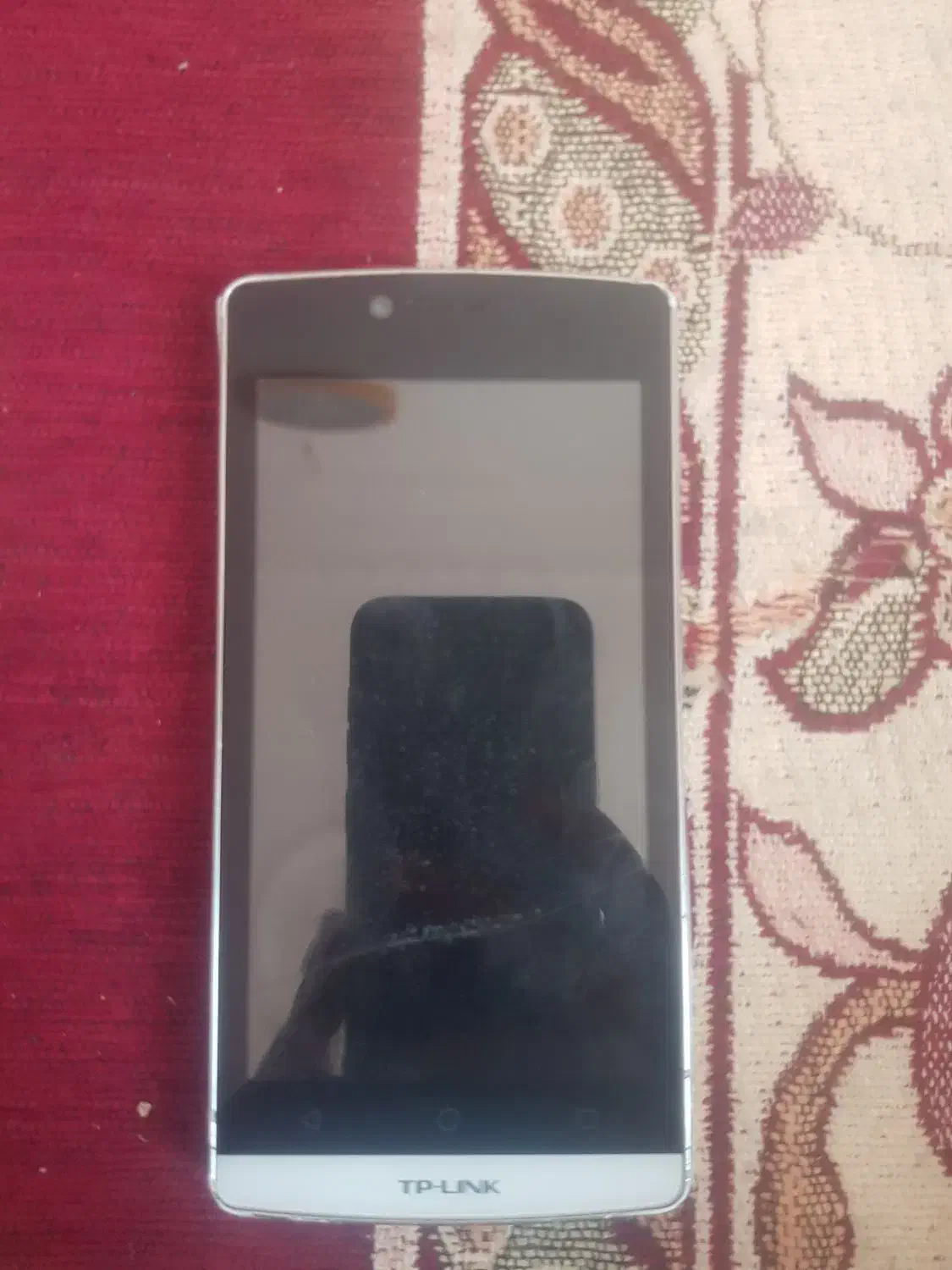 موبایل|موبایل|درمیان, |دیوار